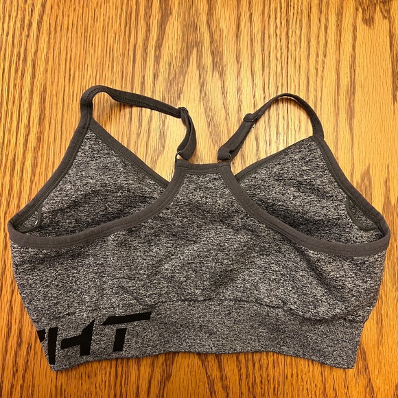 2 Etch Sports Bras - Picture 5 of 6